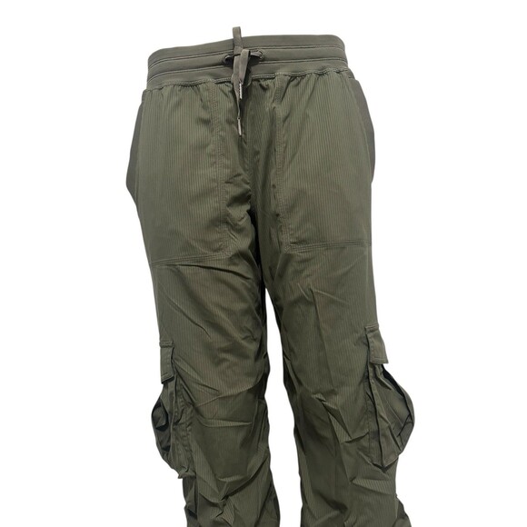 Lululemon Dance Studio Relaxed-Fit Mid-Rise Cargo PantLegacy Green medium - Picture 5 of 16